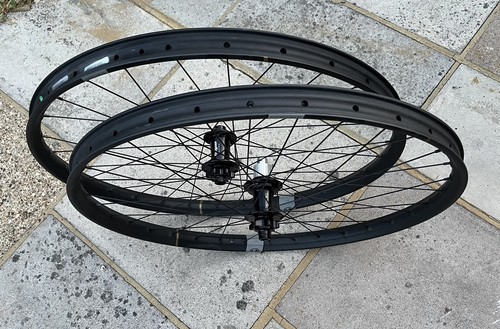 Hope pro5 hubs crank bros - hubs,